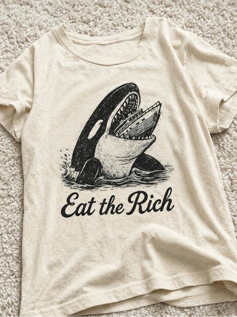 Graphic Tee "Eat the Rich" - Beige Black Print